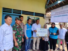 Menyalakan Mimpi di Hari Buruh, PLN Tasikmalaya dan Komisi XII DPR RI Nyalakan Harapan Lewat Program Berbagi Cahaya