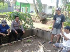 Bhabinkamtibmas Desa Cijulang Perkuat Sambang Kamtibmas, Polisi Ajak Warga Jaga Kerukunan dan Antisipasi Gangguan Keamanan