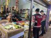Patroli Sat Samapta Polres Ciamis Pastikan Stabilitas Harga dan Ketersediaan Sembako di Pasar Imbanagara