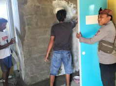 Perkuat Sinergitas, Polsek Lakbok Datang ke Masyarakat Ikut Bantu Pembangunan Satkamling