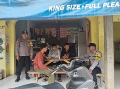 Cipkon Kamtibmas, Dua Personel Polsek Kawali Intens Patroli KRYD Temui Warga Saat Siang