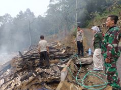 Polsek Cihaurbeuti Bersama Muspika Tanggap Cepat Cek TKP Kebakaran Kandang Ayam dan Korban Luka Bakar