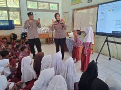 Polsek Ciamis Polres Ciamis Datangi SD Negeri 2 Tanjungsari Binluh Bahaya Bullying