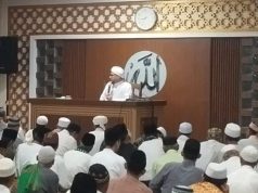 Kapolsek Cijeungjing Perkuat Sinergi dengan Tokoh Agama Melalui Pengajian Rutin di Ponpes Al-Madani Demi Menjaga Harkamtibmas