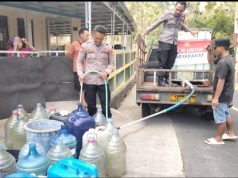 Polsek Pamarican Salurkan 6.000 Liter Air Bersih untuk Warga Terdampak Kekeringan