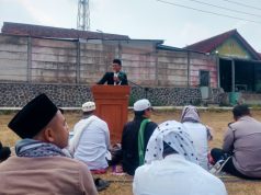 Ratusan Warga Desa Cikoneng Gelar Shalat Istisqa di Lapangan Mandalika